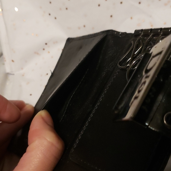 Beautiful Authenthic Dior Key Wallet - Picture 6 of 11
